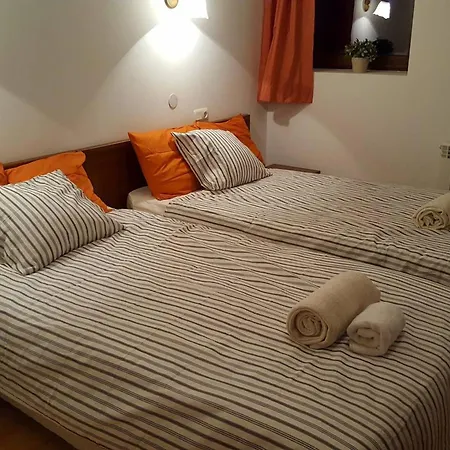 Cosy In With Mountain View - 60 M² Lägenhet