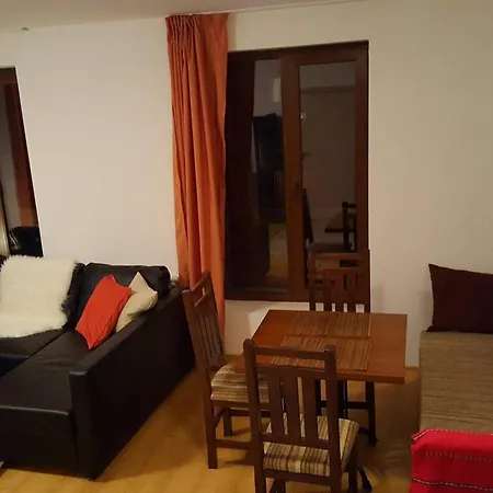 Apartman Cosy In With Mountain View - 60 M²
